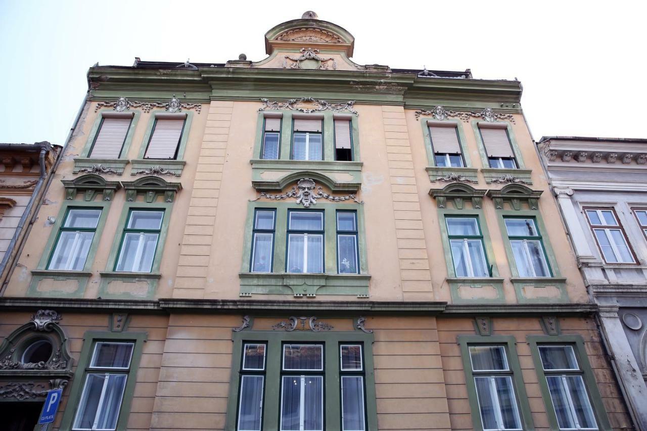 Schick apartment Hermannstadt Exterior foto